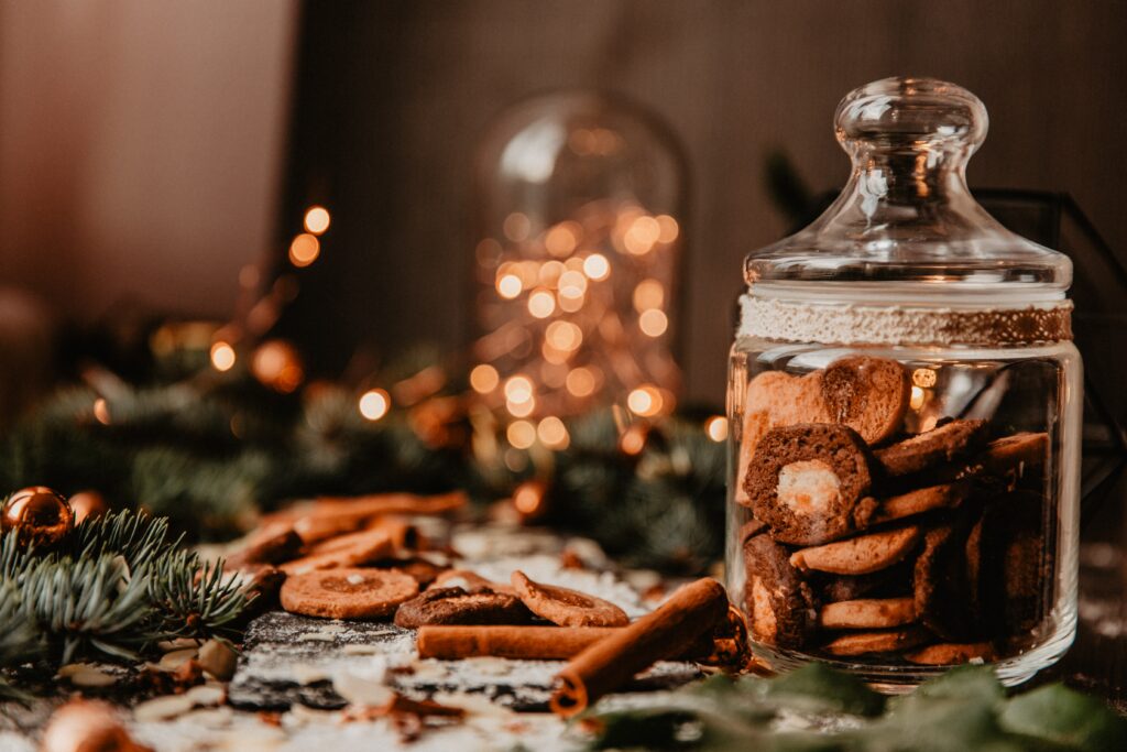 Think of christmas ingredients for the perfect christmas cookies.